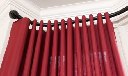 Wave curtains Dubai — contemporary S-fold wave heading curtains for modern Dubai apartments